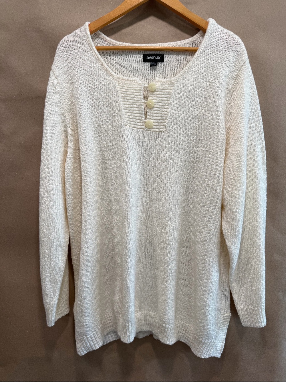 Avenue Cream Button-Front Scoop-Neck Sweater